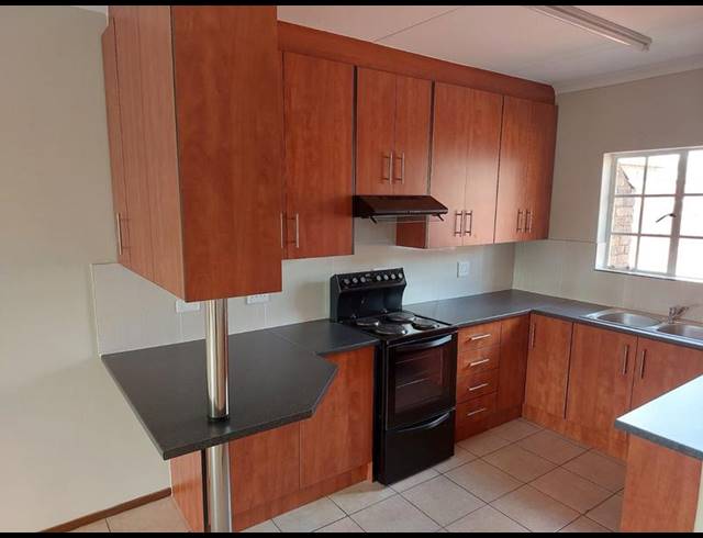 3 BEDROOM APARTMENT FOR SALE IN TERENURE